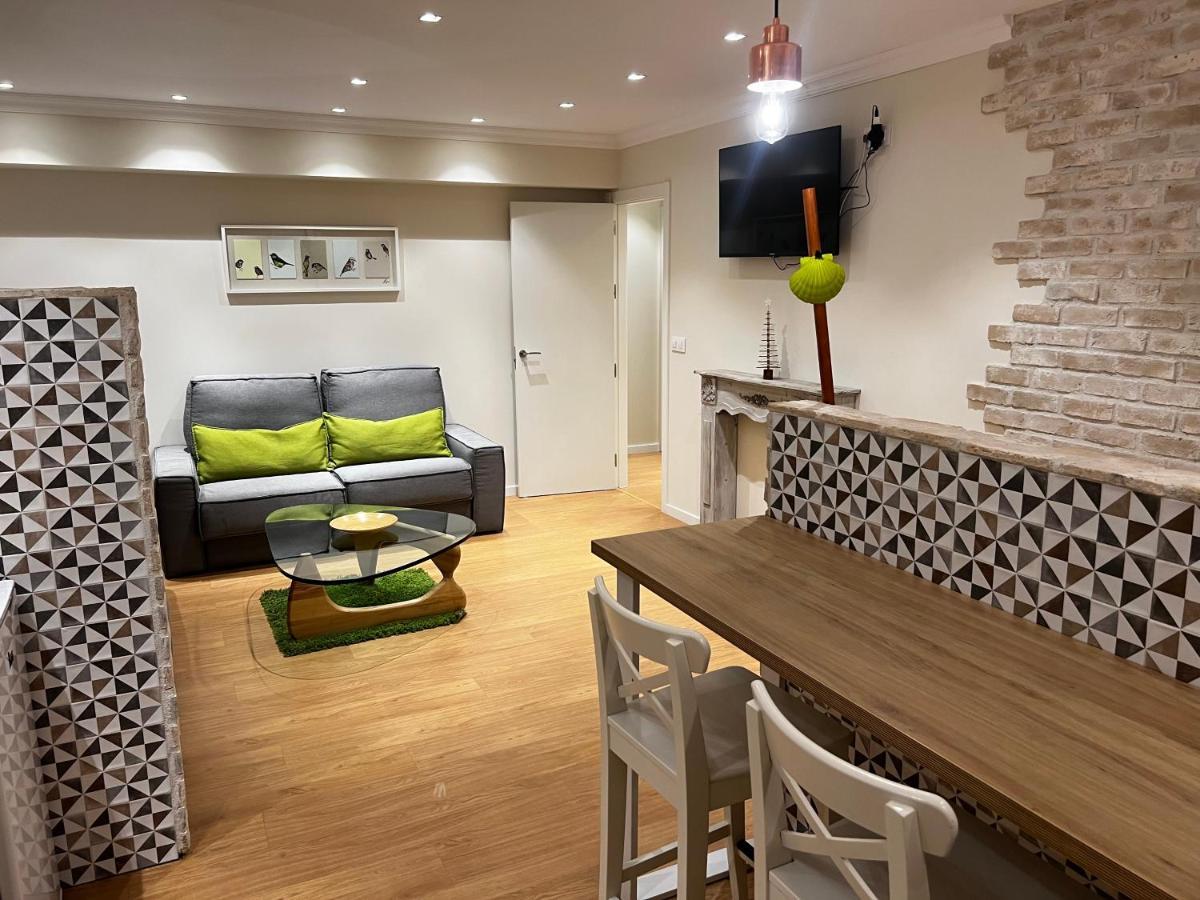 Rentxacobeo Apartamento Sarria Exterior foto