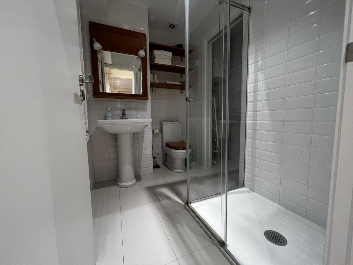 Rentxacobeo Apartamento Sarria Exterior foto