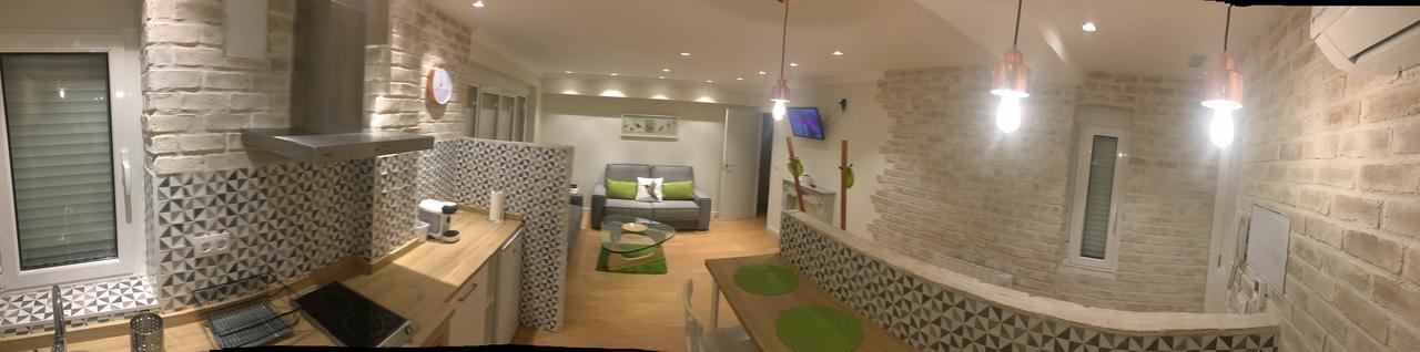 Rentxacobeo Apartamento Sarria Exterior foto