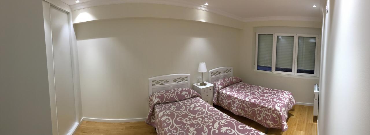 Rentxacobeo Apartamento Sarria Exterior foto